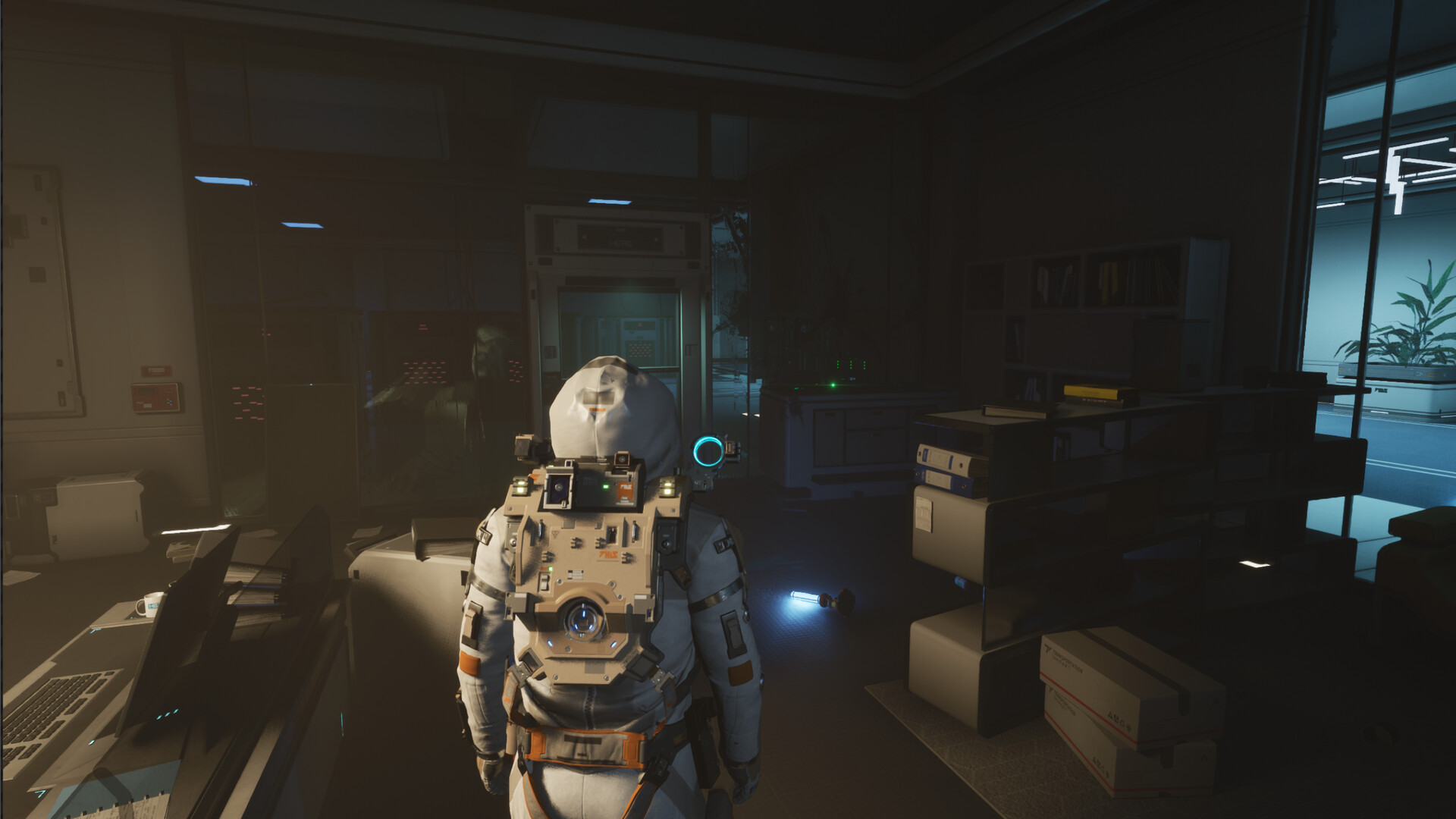 《演灭/EVOTINCTION》评测：第三人称黑客潜行游戏，对抗AI拯救人类未来-壹元库